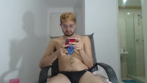 Snapshot of peter_x_annaud chatting on December 6, 2024, 11:44 am FELIPE online show from December 6, 2024, 11:44 am