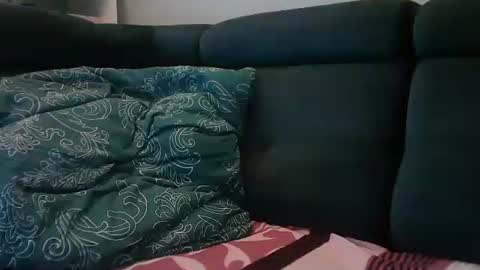 peterf83 online show from February 24, 2025, 6:27 am