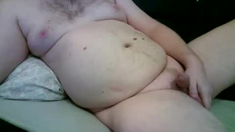 peterf83 online show from April 5, 2026, 8:39 pm