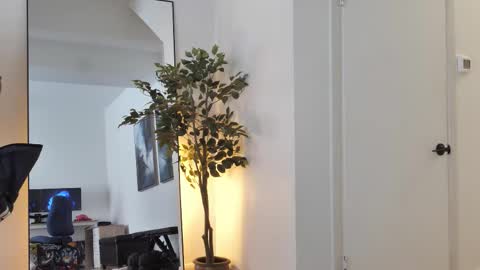 Peter Parker online show from February 1, 2026, 6:06 pm