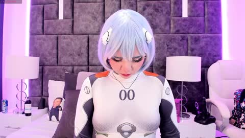 Snapshot of petit_rosseowo chatting on January 24, 2025, 11:12 pm Im Rosse but u can call me Rossie or Rosita . online show from January 24, 2025, 11:12 pm