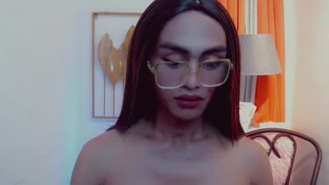 petite_barbie88 online show from June 18, 2026, 3:07 am