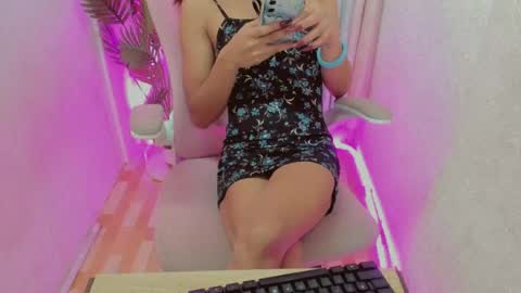 petite_barbie88 online show from July 22, 2026, 10:29 am