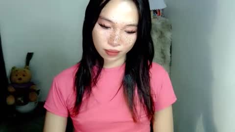 Snapshot of petite_mary69 chatting on March 27, 2026, 5:57 am petite_mary69 online show from March 27, 2026, 5:57 am