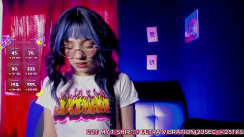 Mila online show from June 9, 2026, 6:41 pm