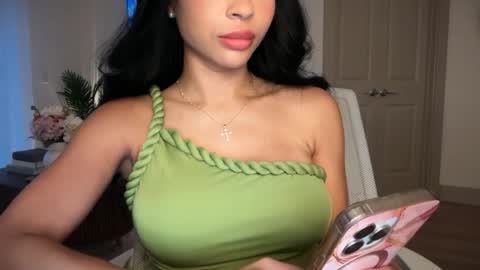 PetitePrincess online show from July 18, 2026, 1:10 am
