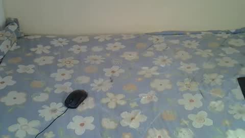 Snapshot of petitesugar chatting on February 16, 2026, 7:59 am Sugar online show from February 16, 2026, 7:59 am