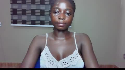 Snapshot of petitexxebony chatting on June 2, 2026, 8:00 pm petitexxebony online show from June 2, 2026, 8:00 pm