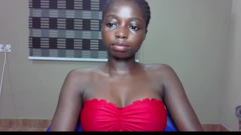 Snapshot of petitexxebony chatting on June 5, 2026, 7:19 pm petitexxebony online show from June 5, 2026, 7:19 pm