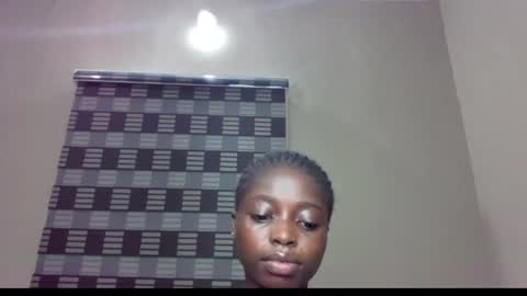 Snapshot of petitexxebony chatting on June 11, 2026, 2:53 am petitexxebony online show from June 11, 2026, 2:53 am