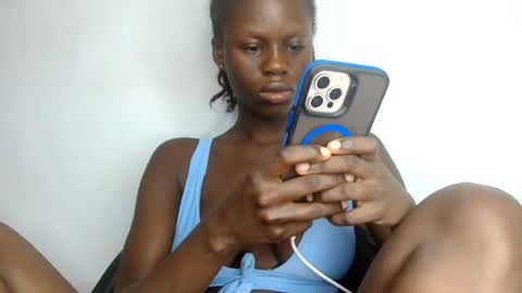 Snapshot of petitgirl88 chatting on July 16, 2026, 7:14 am petitgirl88 online show from July 16, 2026, 7:14 am