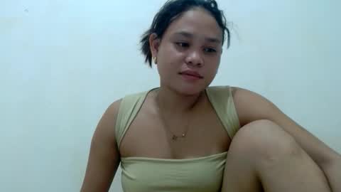 petty_yumii online show from June 6, 2026, 11:48 am