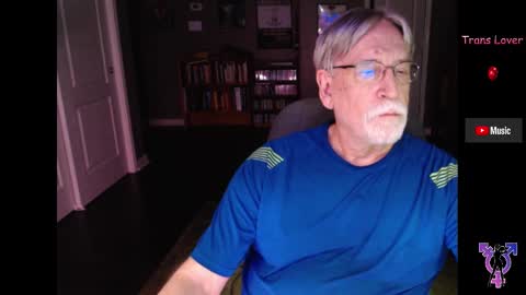 Snapshot of pghk2000 chatting on February 6, 2025, 8:18 am George online show from February 6, 2025, 8:18 am