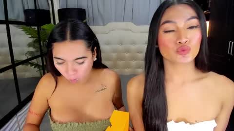 Snapshot of phenomenal_ivy chatting on May 15, 2026, 8:27 pm phenomenal_ivy online show from May 15, 2026, 8:27 pm