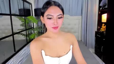 Snapshot of phenomenal_ivy chatting on June 6, 2026, 2:44 pm phenomenal_ivy online show from June 6, 2026, 2:44 pm