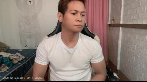 Snapshot of philcummx chatting on July 6, 2026, 10:12 pm PHIL online show from July 6, 2026, 10:12 pm