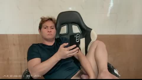 Snapshot of philcummx chatting on July 8, 2026, 3:44 am PHIL online show from July 8, 2026, 3:44 am