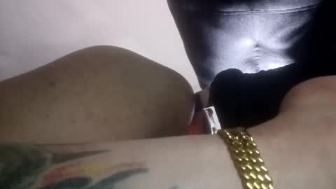 Snapshot of phillipdee chatting on February 10, 2026, 3:05 pm phillipdee online show from February 10, 2026, 3:05 pm