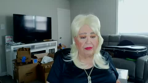 Snapshot of phillyguy195601 chatting on July 28, 2026, 8:52 pm Geri online show from July 28, 2026, 8:52 pm