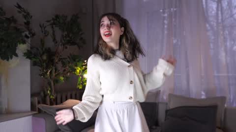 Hitomi oo online show from December 7, 2024, 7:27 am