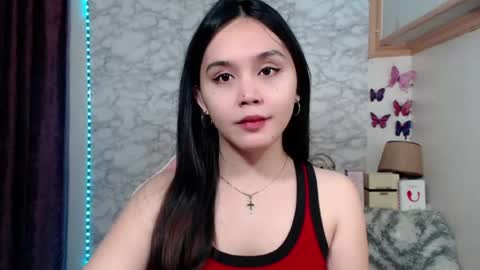 Snapshot of pia_intownx chatting on July 17, 2026, 7:19 pm Ms Pia online show from July 17, 2026, 7:19 pm