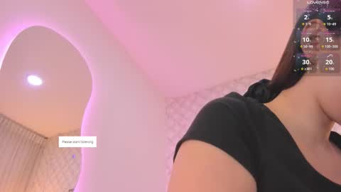 Snapshot of pia_johnson_ chatting on February 13, 2026, 11:39 am online show from February 13, 2026, 11:39 am