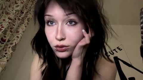 Kasey online show from May 27, 2026, 8:39 pm