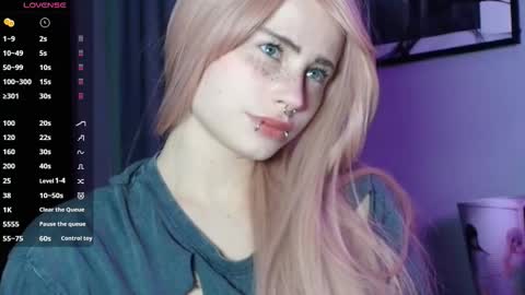 Piera online show from October 23, 2025, 7:01 pm