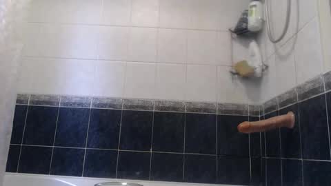 piercedcock069 online show from April 26, 2026, 8:12 am