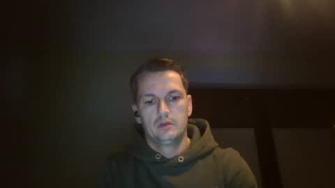 Snapshot of piercingsxxx chatting on December 5, 2024, 4:01 pm piercingsxxx online show from December 5, 2024, 4:01 pm