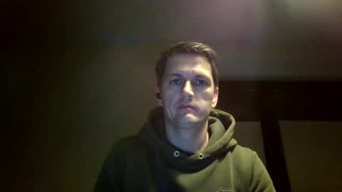 Snapshot of piercingsxxx chatting on January 16, 2025, 4:28 pm piercingsxxx online show from January 16, 2025, 4:28 pm