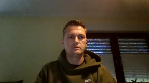 piercingsxxx online show from May 7, 2026, 8:52 am
