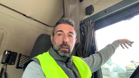 pierotu online show from January 16, 2026, 8:51 am