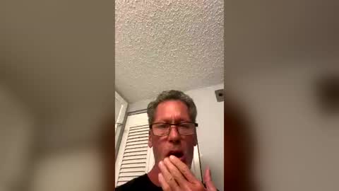 Snapshot of pierre8inch chatting on July 10, 2026, 9:17 pm pierre8inch online show from July 10, 2026, 9:17 pm