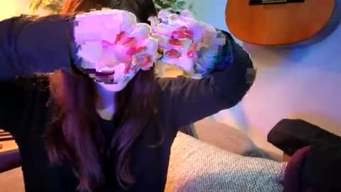 PilloGoddess online show from May 26, 2026, 6:53 am