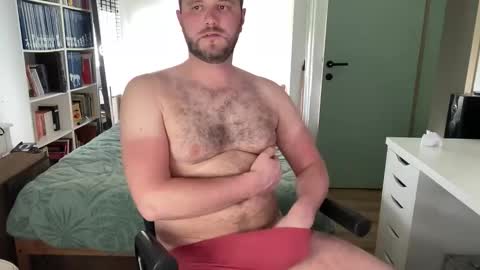 pilou online show from May 7, 2026, 12:43 pm