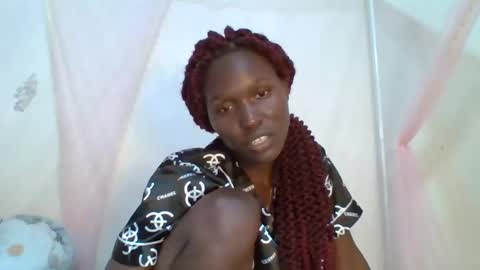 Snapshot of pinah1997 chatting on March 25, 2026, 9:32 pm pinah1997 online show from March 25, 2026, 9:32 pm