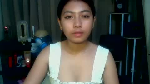 pinay_aangel online show from April 7, 2026, 12:55 am