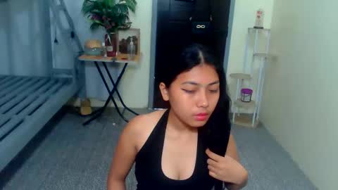 pinay_aangel online show from May 24, 2026, 9:03 am