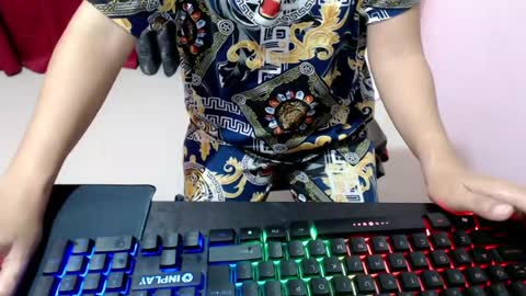 pinay_baby69 online show from May 17, 2026, 4:03 pm