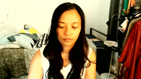 pinay beauty14 online show from June 18, 2026, 12:55 am