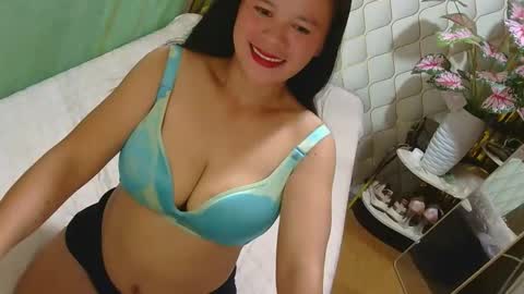 IM FLOR online show from April 13, 2026, 11:05 am