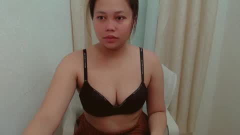 Snapshot of pinay_juliet chatting on May 23, 2026, 7:29 pm pinay_juliet online show from May 23, 2026, 7:29 pm