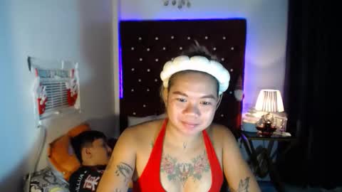 Snapshot of pinay_sweetlenatashaxx chatting on November 19, 2025, 8:42 pm call me natasha online show from November 19, 2025, 8:42 pm