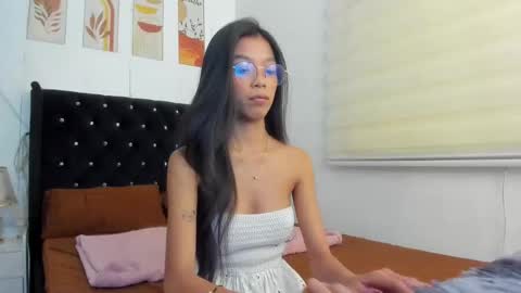 Snapshot of pinay_xpress chatting on September 25, 2025, 5:44 am TINA online show from September 25, 2025, 5:44 am