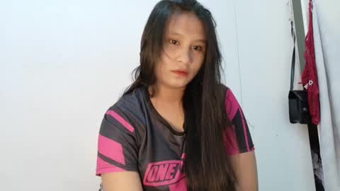 Snapshot of pinaybigboobs_69 chatting on October 8, 2025, 6:33 am just call me rose online show from October 8, 2025, 6:33 am