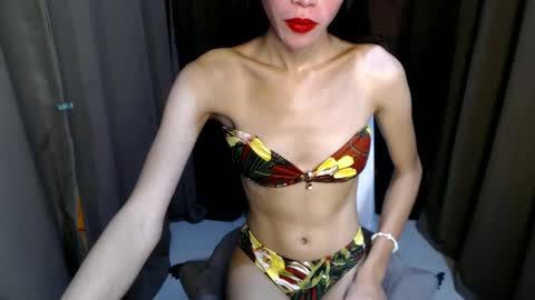 Snapshot of pinayjessaxxx chatting on February 9, 2025, 7:27 am pinayjessaxxx online show from February 9, 2025, 7:27 am