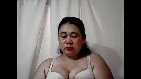 pinaymama12345 online show from March 12, 2026, 12:17 am