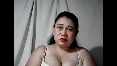 pinaymama12345 online show from March 27, 2026, 10:20 pm