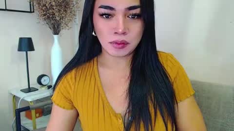 Snapshot of pinaymorena69 chatting on March 8, 2025, 11:28 pm Just cath online show from March 8, 2025, 11:28 pm